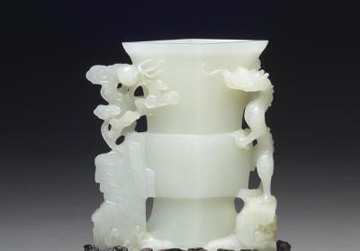 图片[2]-Jade square gu vase, Qing dynasty (1644-1911)-China Archive